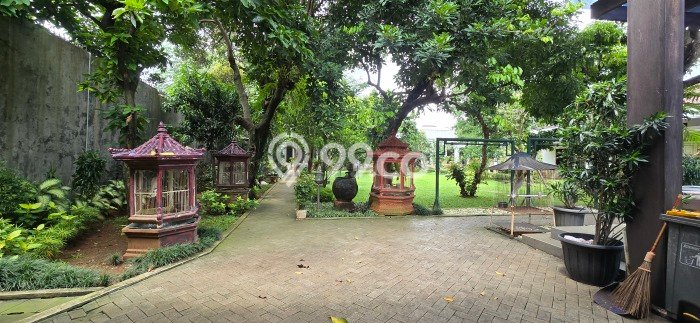 Dijual Rumah Mewah Elegan Dengan View Cantik di Cawang, Jakarta Timur Dijual Rumah Mewah Elegan Dengan View Cantik di Cawang, Jakarta Timur