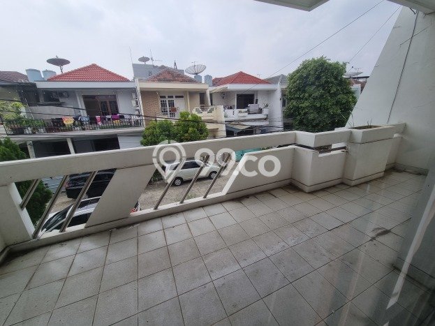 Disewakan! Rumah 4 Kamar Tidur &
3 Kamar Mandi di Green garden, Jakarta Barat Disewakan! Rumah 4 Kamar Tidur &
3 Kamar Mandi di Green garden, Jakarta Barat