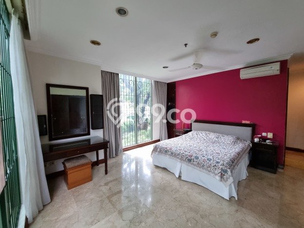 Apartemen Strategis 278m2 di Pulomas Jakarta Timur 4 KT Apartemen Strategis 278m2 di Pulomas Jakarta Timur 4 KT