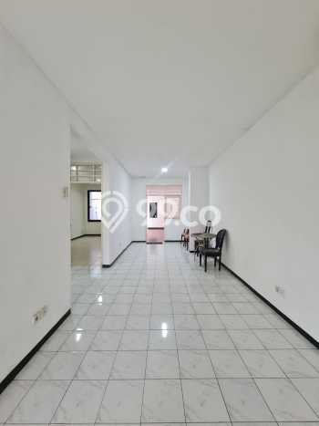 Rumah Modern 3 Kamar LT 142m2 di Graha Raya Rumah Modern 3 Kamar LT 142m2 di Graha Raya