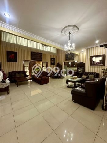 Rumah Mewah LB 400m2 Siap Pakai Desain Elegan di Bintaro, Jakarta Selatan Rumah Mewah LB 400m2 Siap Pakai Desain Elegan di Bintaro, Jakarta Selatan