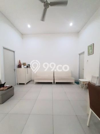 Rumah Luas Asri 3 KT Siap Pakai di Bintaro Tangerang Selatan Rumah Luas Asri 3 KT Siap Pakai di Bintaro Tangerang Selatan