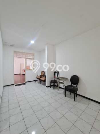 Rumah Modern 3 Kamar LT 142m2 di Graha Raya Rumah Modern 3 Kamar LT 142m2 di Graha Raya