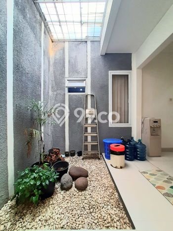 Rumah Luas Asri 3 KT Siap Pakai di Bintaro Tangerang Selatan Rumah Luas Asri 3 KT Siap Pakai di Bintaro Tangerang Selatan