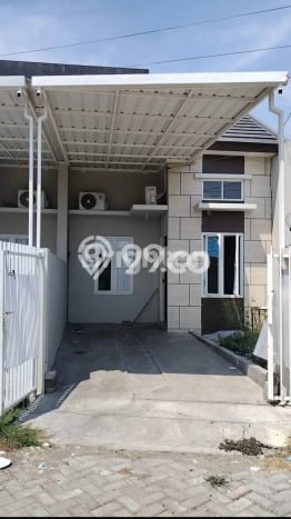 Disewakan! Rumah 2 Kamar Tidur &
1 Kamar Mandi di Gununganyar, Surabaya Disewakan! Rumah 2 Kamar Tidur &
1 Kamar Mandi di Gununganyar, Surabaya