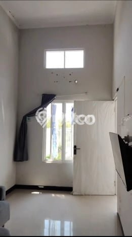 Disewakan! Rumah 2 Kamar Tidur &
1 Kamar Mandi di Gununganyar, Surabaya Disewakan! Rumah 2 Kamar Tidur &
1 Kamar Mandi di Gununganyar, Surabaya