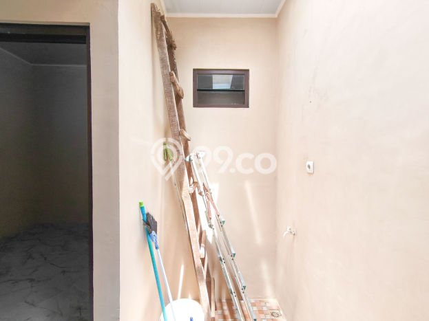 For Sale Hunian Rumah Terawat 3 Kamar di BSD, Tangerang For Sale Hunian Rumah Terawat 3 Kamar di BSD, Tangerang