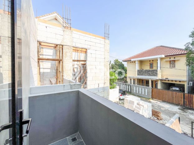 Hunian Cantik Modern Lb 120m2 di Jagakarsa, Jakarta Selatan Hunian Cantik Modern Lb 120m2 di Jagakarsa, Jakarta Selatan