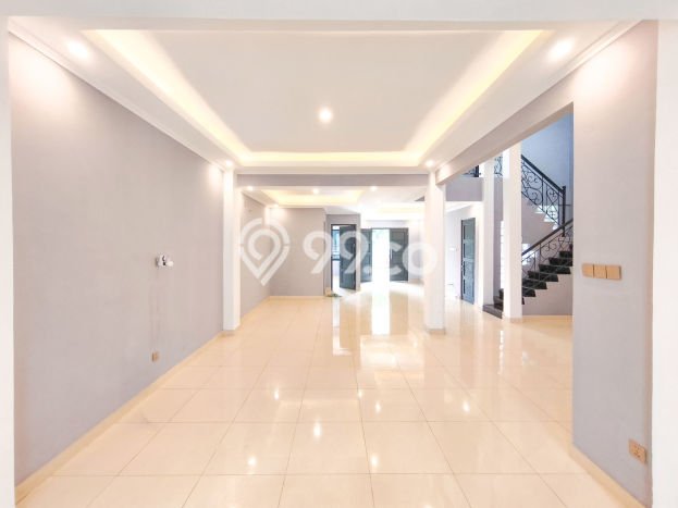 Rumah Mewah LB 288m2 Siap Pakai Desain Elegan di BSD, Tangerang Rumah Mewah LB 288m2 Siap Pakai Desain Elegan di BSD, Tangerang