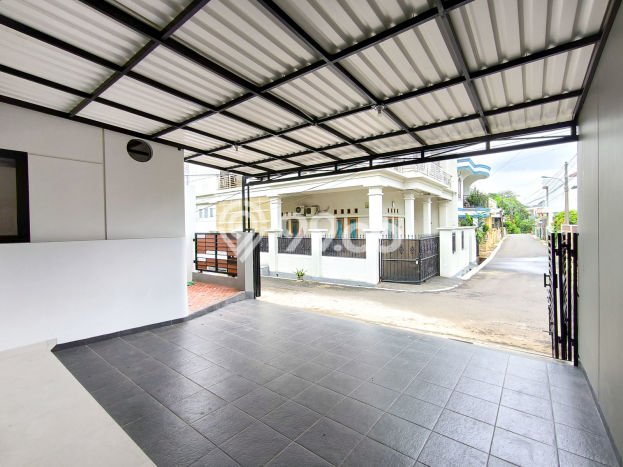 Jual Rumah Strategis Bagus Punya 3 KT di Cipayung Jakarta Timur SHM Jual Rumah Strategis Bagus Punya 3 KT di Cipayung Jakarta Timur SHM