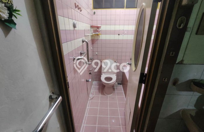 Rumah Modern 3 KT di Cibubur Jakarta Timur Rumah Modern 3 KT di Cibubur Jakarta Timur