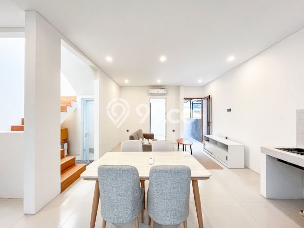 Hunian Cantik Modern Lb 120m2 di Jagakarsa, Jakarta Selatan Hunian Cantik Modern Lb 120m2 di Jagakarsa, Jakarta Selatan