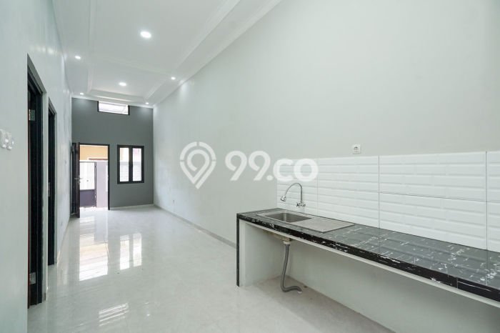 For Sale Rumah 2 Kamar Lokasi Strategis Nyaman dan Strategis di Bekasi Utara For Sale Rumah 2 Kamar Lokasi Strategis Nyaman dan Strategis di Bekasi Utara