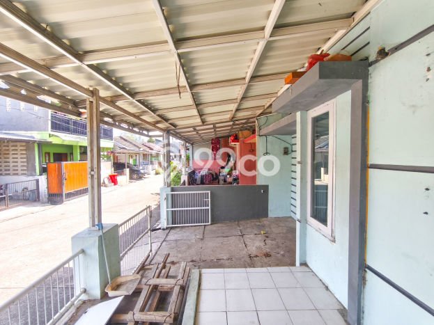 Dijual Rumah 2 Kamar Lokasi Ideal Nyaman dan Strategis di Serpong Dijual Rumah 2 Kamar Lokasi Ideal Nyaman dan Strategis di Serpong