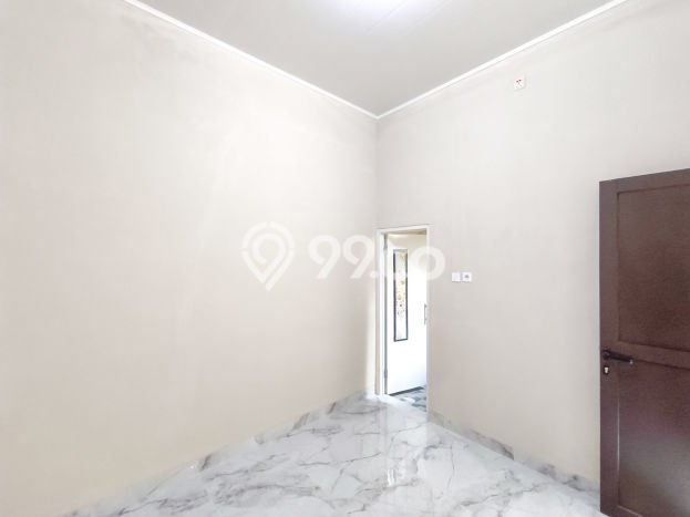 For Sale Hunian Rumah Terawat 3 Kamar di BSD, Tangerang For Sale Hunian Rumah Terawat 3 Kamar di BSD, Tangerang