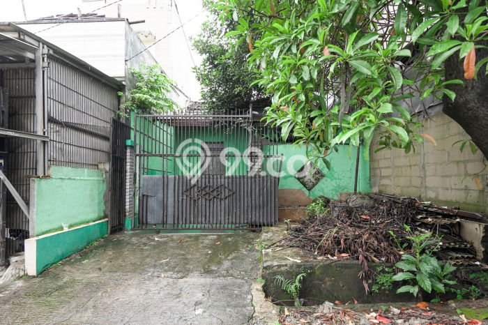 Jual Rumah Strategis Bagus Punya 2 KT di Karawang Timur Karawang - Jual Rumah Strategis Bagus Punya 2 KT di Karawang Timur Karawang -