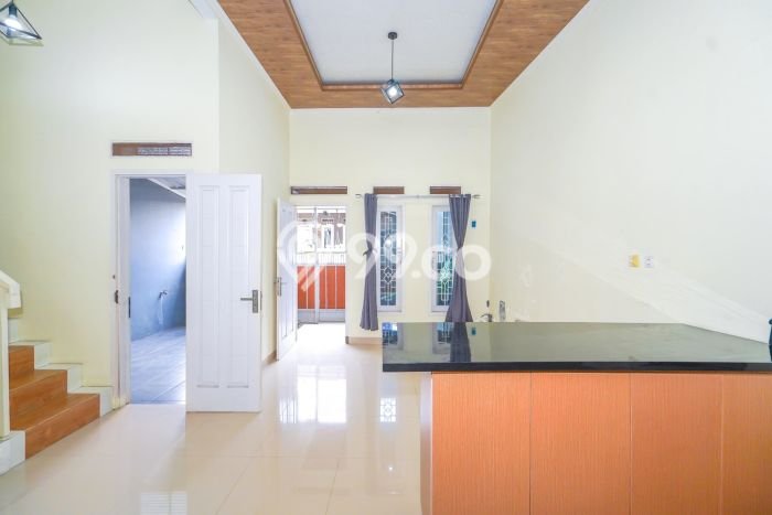 Dijual Cepat Rumah Bagus Siap Huni LB 90m2 di Sawangan, Depok Dijual Cepat Rumah Bagus Siap Huni LB 90m2 di Sawangan, Depok