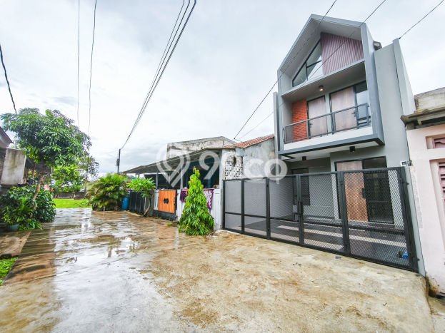 Dijual Cepat Rumah Bagus Siap Huni LB 90m2 di Cibinong, Bogor Dijual Cepat Rumah Bagus Siap Huni LB 90m2 di Cibinong, Bogor
