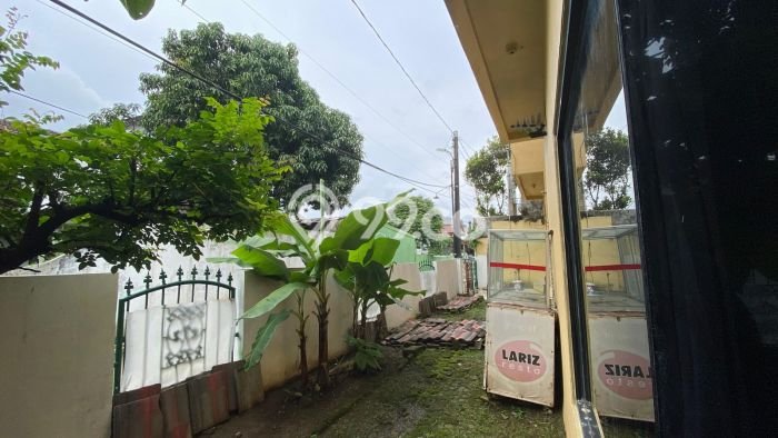 Jual Rumah Eksklusif 7 KT di Jatibening, Bekasi Jual Rumah Eksklusif 7 KT di Jatibening, Bekasi