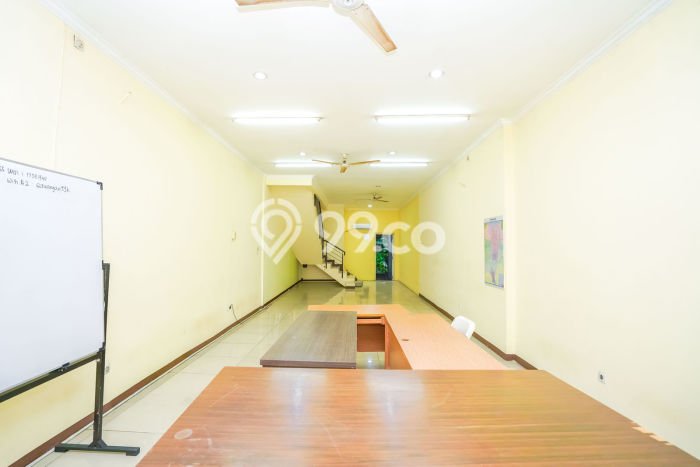 Best Deal Hunian Mewah Ideal dan Luas di Sawangan, Depok Best Deal Hunian Mewah Ideal dan Luas di Sawangan, Depok