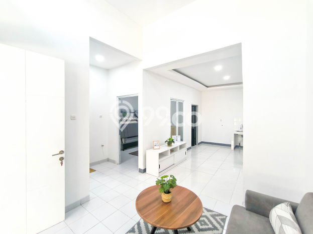 Rumah lokasi BSD, Tangerang, Luas 72m² LB 50m² Rumah lokasi BSD, Tangerang, Luas 72m² LB 50m²
