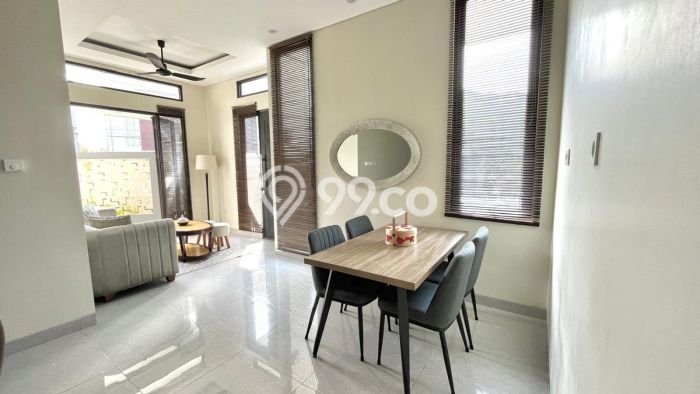 Rumah Strategis Minimalis Lb 176m2 di Serpong, Tangerang Selatan Rumah Strategis Minimalis Lb 176m2 di Serpong, Tangerang Selatan