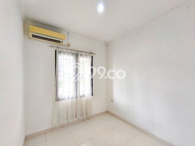 Jual Rumah Eksklusif 4 KT di Bintaro, Tangerang Selatan Jual Rumah Eksklusif 4 KT di Bintaro, Tangerang Selatan
