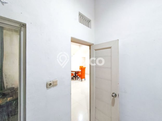 Jual Rumah Eksklusif 4 KT di Bintaro, Tangerang Selatan Jual Rumah Eksklusif 4 KT di Bintaro, Tangerang Selatan