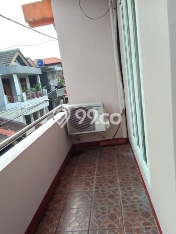Rumah Area Nyaman kawasan Pondok Gede, Bekasi, LT 60m² Bangunan 120m² Rumah Area Nyaman kawasan Pondok Gede, Bekasi, LT 60m² Bangunan 120m²