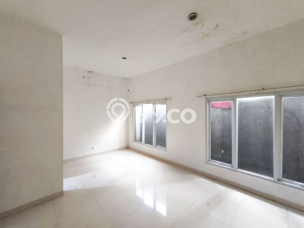 Jual Rumah Eksklusif 4 KT di Bintaro, Tangerang Selatan Jual Rumah Eksklusif 4 KT di Bintaro, Tangerang Selatan