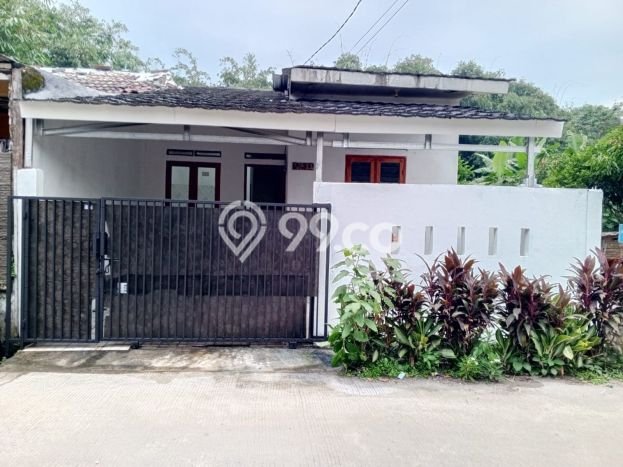 LISTING BARU! Rumah Strategis di Sentul, Luas 84m² LB 60m² LISTING BARU! Rumah Strategis di Sentul, Luas 84m² LB 60m²