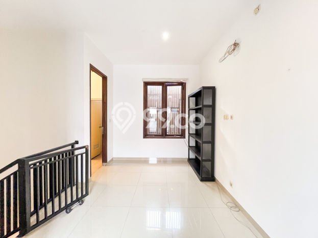 Rumah Modern Cantik 4 KT Bisa Langsung Pindah di Limo Rumah Modern Cantik 4 KT Bisa Langsung Pindah di Limo