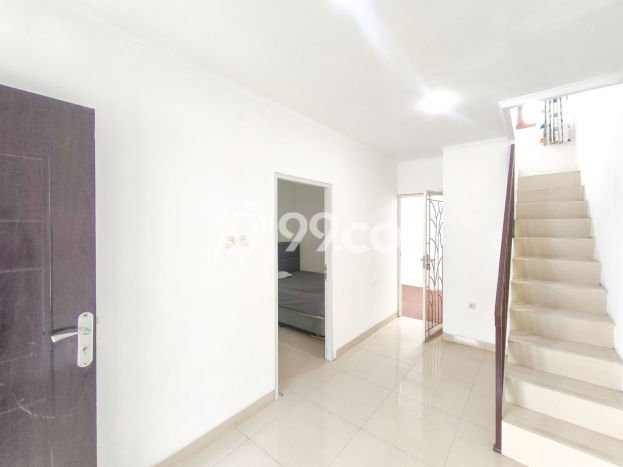 For Sale Rumah 2 Kamar Lokasi Strategis Bagus dan Strategis di Ciputat For Sale Rumah 2 Kamar Lokasi Strategis Bagus dan Strategis di Ciputat