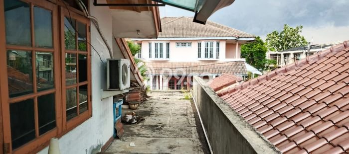 Hot Offer Hunian Mewah Ideal dan Luas di Cinere, Depok Hot Offer Hunian Mewah Ideal dan Luas di Cinere, Depok