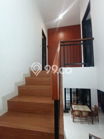 Rumah Luxury Modern Tanpa Renovasi di BSD Tangerang Rumah Luxury Modern Tanpa Renovasi di BSD Tangerang