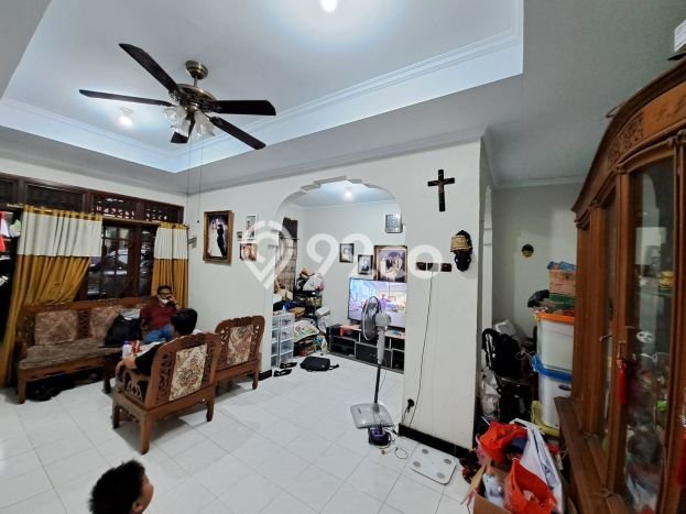 Properti Mewah LT 120m2m² Akses Strategis di Lippo Karawaci, Tangerang Properti Mewah LT 120m2m² Akses Strategis di Lippo Karawaci, Tangerang