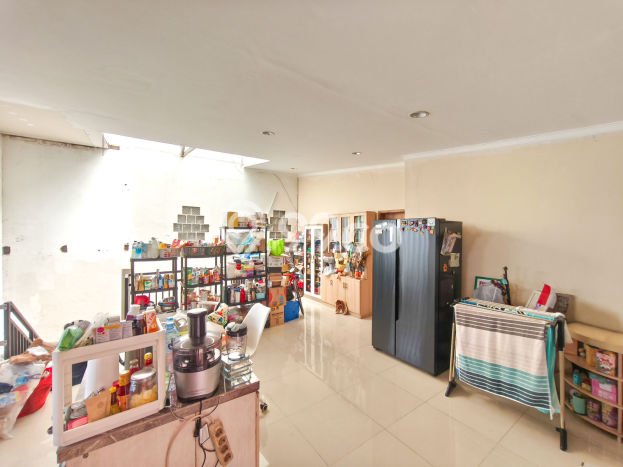 Dijual Rumah Premium dengan Fasilitas Sekitar Lengkap di Serpong, Tangerang Selatan Dijual Rumah Premium dengan Fasilitas Sekitar Lengkap di Serpong, Tangerang Selatan