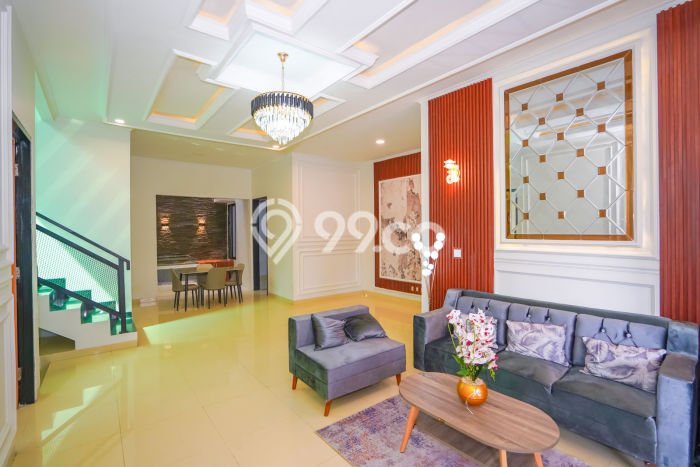 Dijual Rumah Luas Elegan Dengan View Eksklusif di Cibubur, Jakarta Timur Dijual Rumah Luas Elegan Dengan View Eksklusif di Cibubur, Jakarta Timur