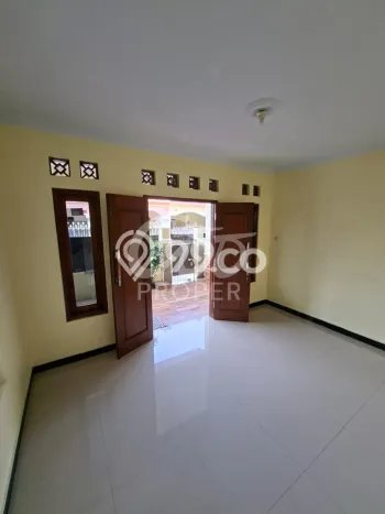 Rumah Modern Cantik 4 KT Siap Huni di Blimbing Rumah Modern Cantik 4 KT Siap Huni di Blimbing