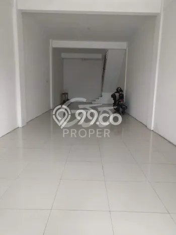 Area Ramai! Ruko Dijual di Singosari untuk Bisnis Luas Bangunan 120m2 Area Ramai! Ruko Dijual di Singosari untuk Bisnis Luas Bangunan 120m2