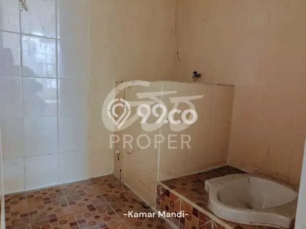 Disewakan Ruko komersial di Klojen luas bangunan 180m2 Disewakan Ruko komersial di Klojen luas bangunan 180m2