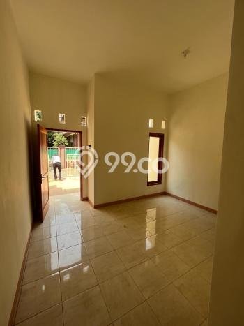 Rumah Minimalis 3 Kamar Siap Huni di Kompleks Perumahan Mojokerto, Mojokerto Rumah Minimalis 3 Kamar Siap Huni di Kompleks Perumahan Mojokerto, Mojokerto