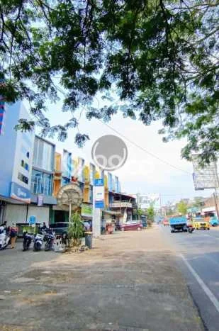 Ruko Paling Dicari LB 60m2 Dijual di Pakis Ruko Paling Dicari LB 60m2 Dijual di Pakis