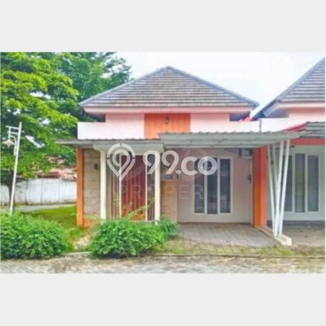 For Sale Rumah 2 Kamar Lokasi Ideal Nyaman dan Strategis di Tembalang For Sale Rumah 2 Kamar Lokasi Ideal Nyaman dan Strategis di Tembalang