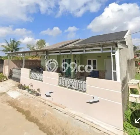 Rumah Sederhana Dijual Lokasi Kalidoni 4 Kamar dengan Luas Tanah 179m2 Rumah Sederhana Dijual Lokasi Kalidoni 4 Kamar dengan Luas Tanah 179m2