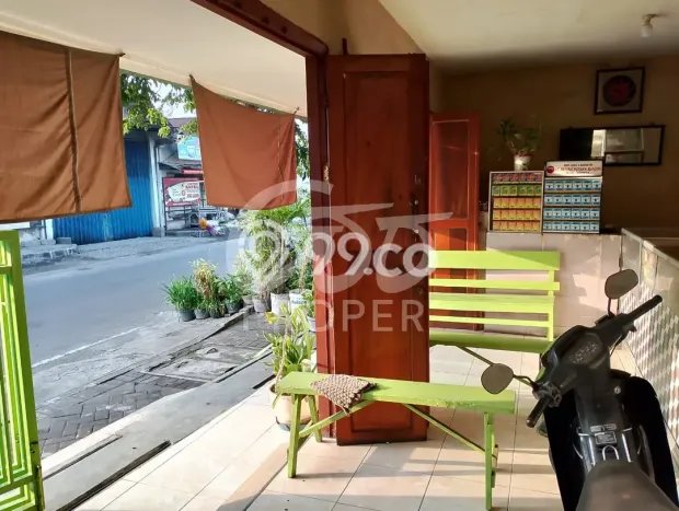 Unit Komersial Dijual di Panggungrejo Pasuruan 150m2 Unit Komersial Dijual di Panggungrejo Pasuruan 150m2