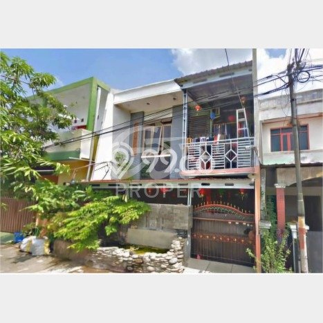 Dijual Cepat Rumah Favorit Siap Huni LB 180m2 di Pedurungan, Semarang Dijual Cepat Rumah Favorit Siap Huni LB 180m2 di Pedurungan, Semarang