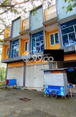 Ruko Dijual Lokasi Emas di Pakis Luas 383m2 Ruko Dijual Lokasi Emas di Pakis Luas 383m2