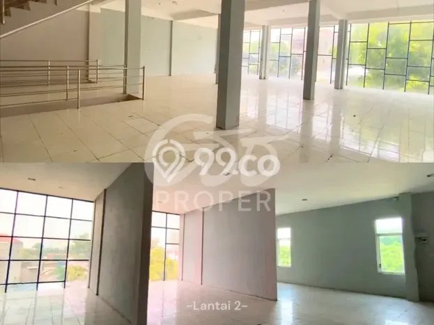 Ruko disewakan di Blimbing Malang dengan luas bangunan 180m2 Ruko disewakan di Blimbing Malang dengan luas bangunan 180m2