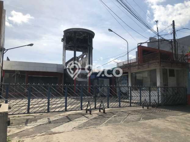 Komersial Dijual di Blimbing Malang dengan Luas Bangunan 1084m2 Komersial Dijual di Blimbing Malang dengan Luas Bangunan 1084m2